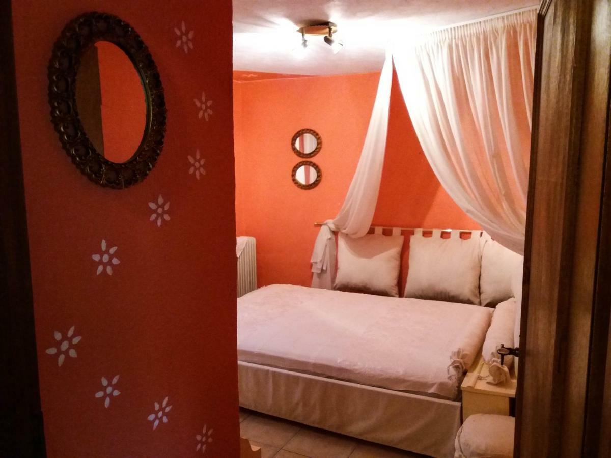 Proias Guesthouse 7Km From Meteora!At Village Vlachava Kalambaka Eksteriør billede