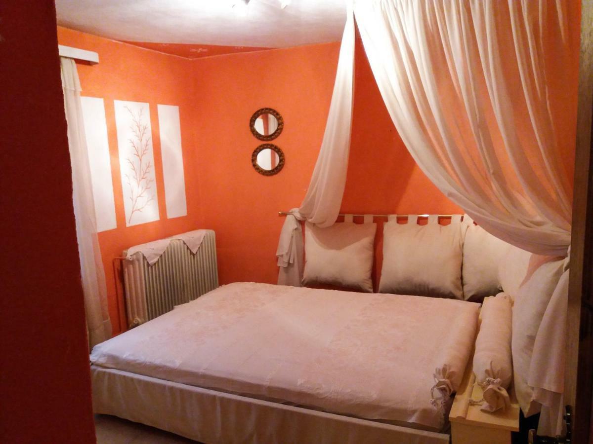 Proias Guesthouse 7Km From Meteora!At Village Vlachava Kalambaka Eksteriør billede