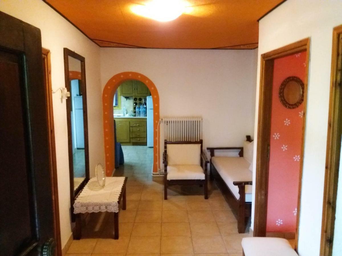Proias Guesthouse 7Km From Meteora!At Village Vlachava Kalambaka Eksteriør billede